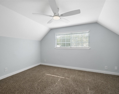 5504 Coventry Ln - Photo Thumbnail 11