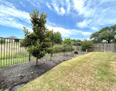 197 Santa Maria St - Photo Thumbnail 21
