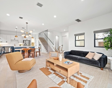 503 Havana St - Photo Thumbnail 3