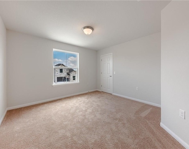 705 Durness Dr - Photo Thumbnail 22