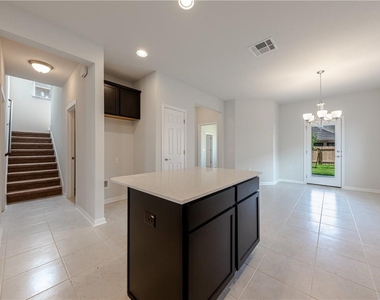705 Durness Dr - Photo Thumbnail 6