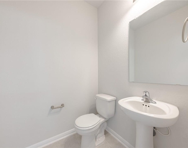 705 Durness Dr - Photo Thumbnail 13