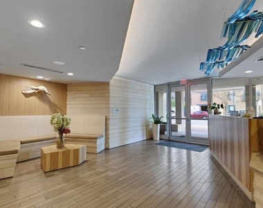 300 Bowie St - Photo Thumbnail 23