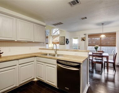 9112 Swanson Ln - Photo Thumbnail 9