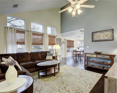 9112 Swanson Ln - Photo Thumbnail 1