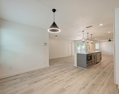 6700 Kings Pt - Photo Thumbnail 15
