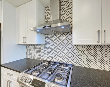 6700 Kings Pt - Photo Thumbnail 13