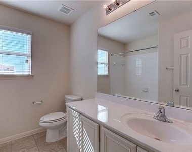 18418 Mammoth Cave Blvd - Photo Thumbnail 19