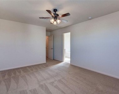 18418 Mammoth Cave Blvd - Photo Thumbnail 22
