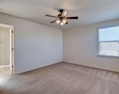 18418 Mammoth Cave Blvd - Photo Thumbnail 21