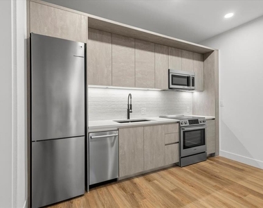4315 S Congress Ave - Photo Thumbnail 1