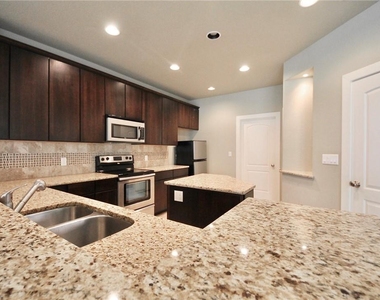 3307 Minnie St - Photo Thumbnail 3