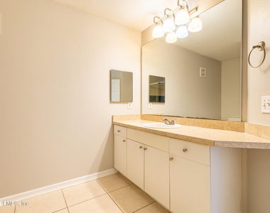 3591 Kernan Boulevard - Photo Thumbnail 26