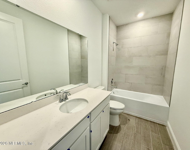 99 Manistique Avenue - Photo Thumbnail 5