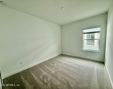 99 Manistique Avenue - Photo Thumbnail 11