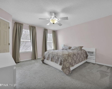 862 Southern Creek Drive - Photo Thumbnail 14