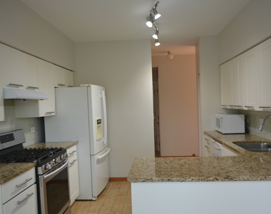 494 W Parkside Drive - Photo Thumbnail 2