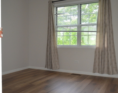 494 W Parkside Drive - Photo Thumbnail 12