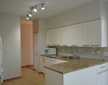 494 W Parkside Drive - Photo Thumbnail 3