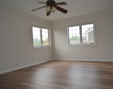 494 W Parkside Drive - Photo Thumbnail 10