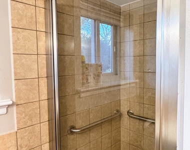 134 S Salem Drive - Photo Thumbnail 16