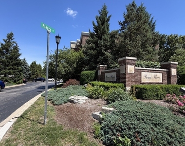 421 Pierce Road - Photo Thumbnail 3