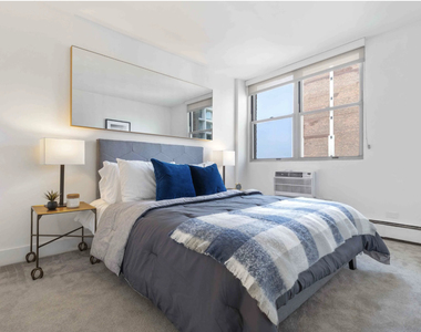 420 W Belmont Avenue - Photo Thumbnail 16