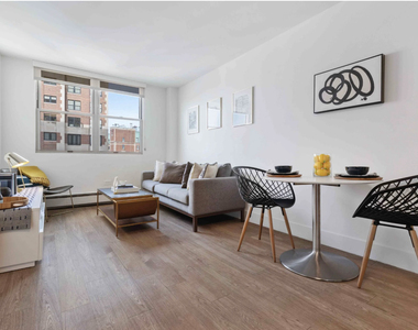 420 W Belmont Avenue - Photo Thumbnail 17