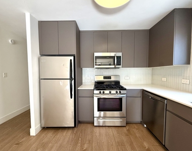 420 W Belmont Avenue - Photo Thumbnail 1
