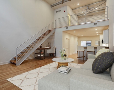 2100 Greenwood Street - Photo Thumbnail 1