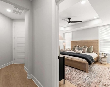 5150 Adairview Circle - Photo Thumbnail 9