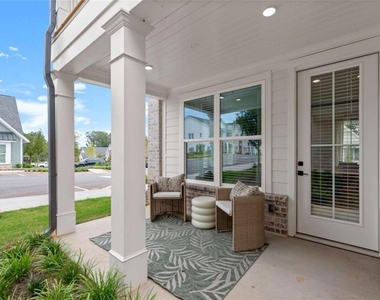4400 Gabriel Blvd - Photo Thumbnail 1