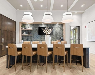 4400 Gabriel Blvd - Photo Thumbnail 13