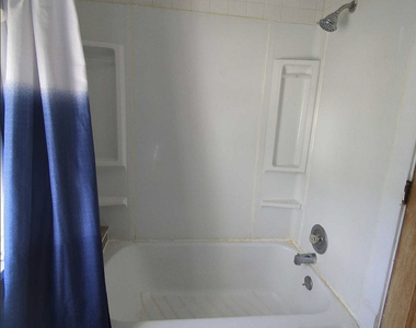 18 Madison Street - Photo Thumbnail 11