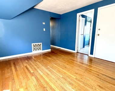 3141 W 44th Street - Photo Thumbnail 6