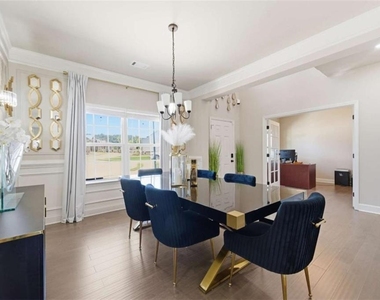 3798 Southfield Court - Photo Thumbnail 5