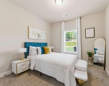 3798 Southfield Court - Photo Thumbnail 10