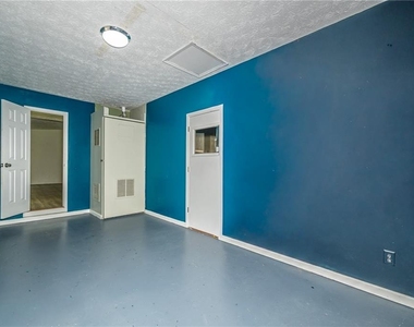 2100 Whitebluff Way Ne - Photo Thumbnail 33