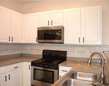 3072 Cedar Glade Lane - Photo Thumbnail 5