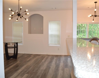 3072 Cedar Glade Lane - Photo Thumbnail 8