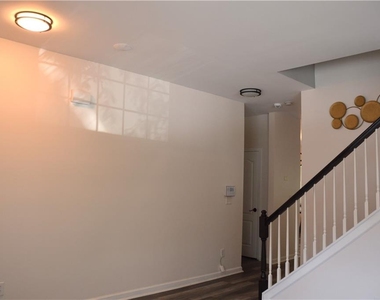 3072 Cedar Glade Lane - Photo Thumbnail 2