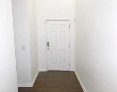 268 Stone Park Drive - Photo Thumbnail 2