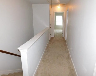 152 Fern Walk - Photo Thumbnail 9