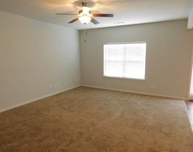 152 Fern Walk - Photo Thumbnail 3