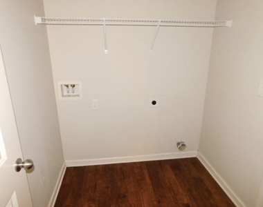 152 Fern Walk - Photo Thumbnail 7