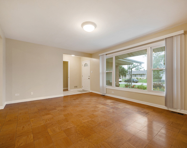 46 Avon Road - Photo Thumbnail 2
