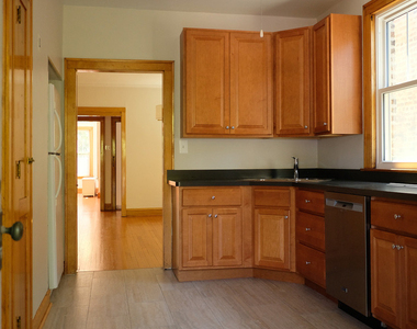 4822 N Leavitt Street - Photo Thumbnail 17