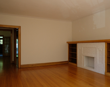 4822 N Leavitt Street - Photo Thumbnail 4