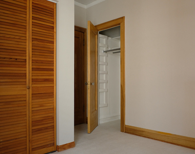 4822 N Leavitt Street - Photo Thumbnail 11