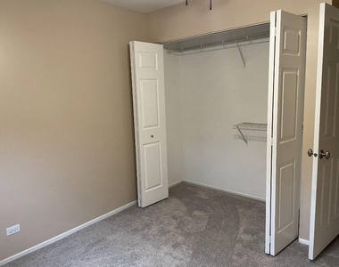 199 Dublin Court - Photo Thumbnail 11